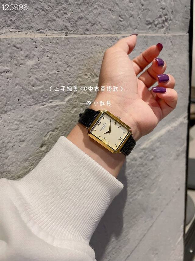 接受砸单 迪奥 Dior 经典malice系列款 非常罕见的一款中古手表 316精钢材质 经典罗马刻度简约时尚国际范 日本进口石英机芯 表扣施华洛世奇水晶镶石